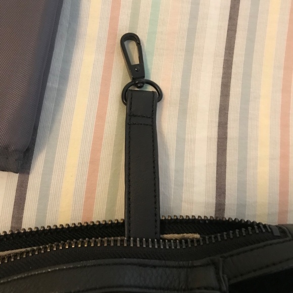 Littlephant Messenger Bag/Changing Bag and accessories - Picture 5 of 11